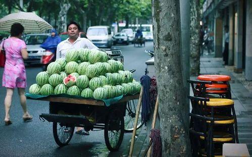 路边吃瓜的危害,揭秘潜在危害与预防措施