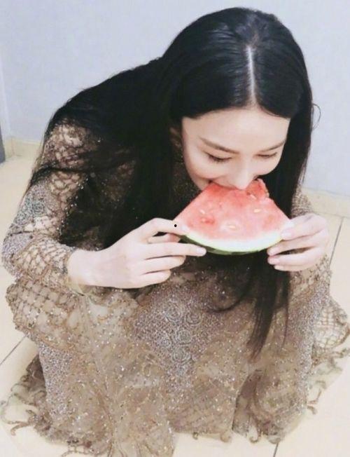 吃瓜裙370397,370397的奥秘解析