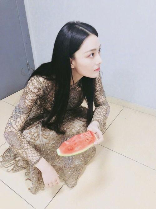 吃瓜裙370397,370397的奥秘解析