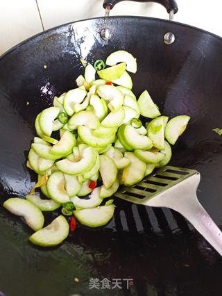 炒瓠子瓜怎么吃,家常美味炒瓠子瓜教程