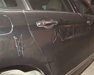 熊孩子碰瓷吃瓜,一场意外引发的全民热议