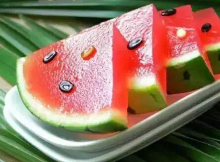 超级甜吃瓜视频,揭秘娱乐圈甜蜜瞬间，带你领略明星甜蜜日常