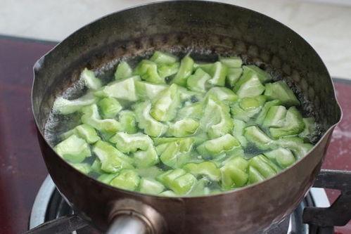 凯迪丁吃瓜,凯迪丁的瓜田奇遇记