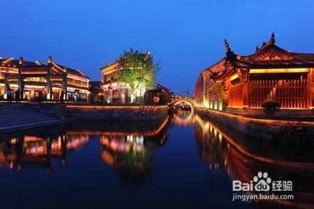 台儿庄古城吃瓜事件,一场意外的网络风波