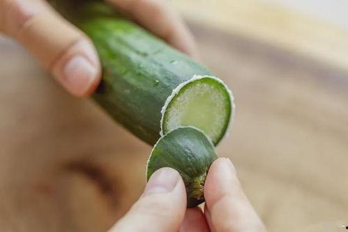 吃瓜的小技巧视频,跟着视频学小技巧，轻松成为吃瓜达人